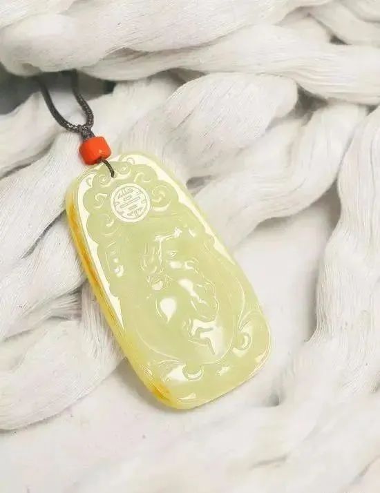 黄